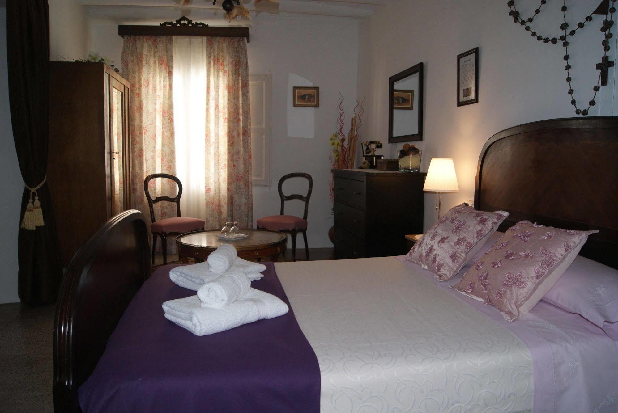 Casa Rural La Casona Urrea de Gaen Buitenkant foto