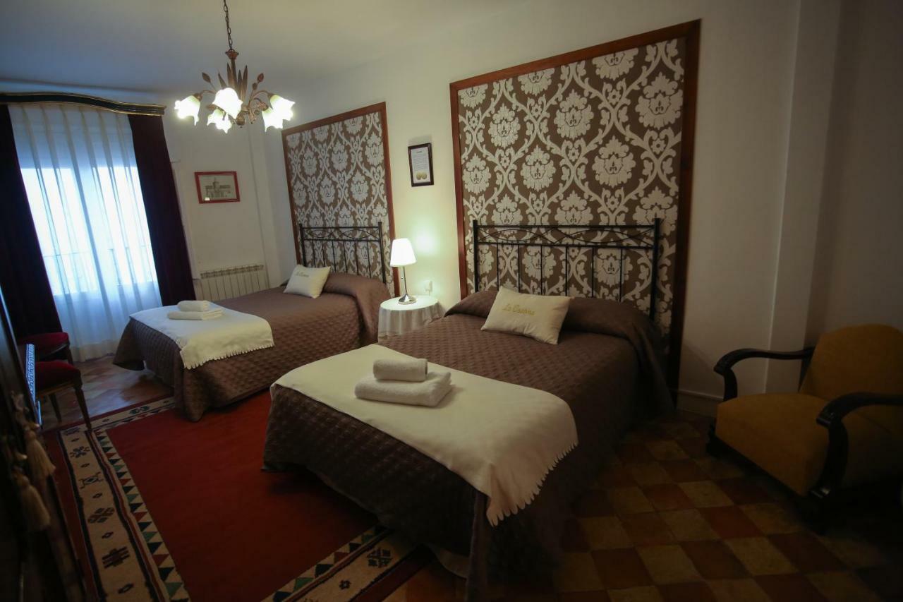 Casa Rural La Casona Urrea de Gaen Buitenkant foto
